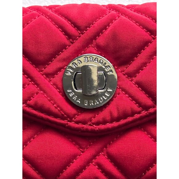 Vera Bradley Red Quilted Wristlet Wallet With Turnlock Closure - Picture 2 of 8